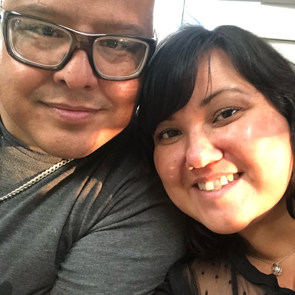 Meet your Posher, Anadelia - Picture 3 of 3